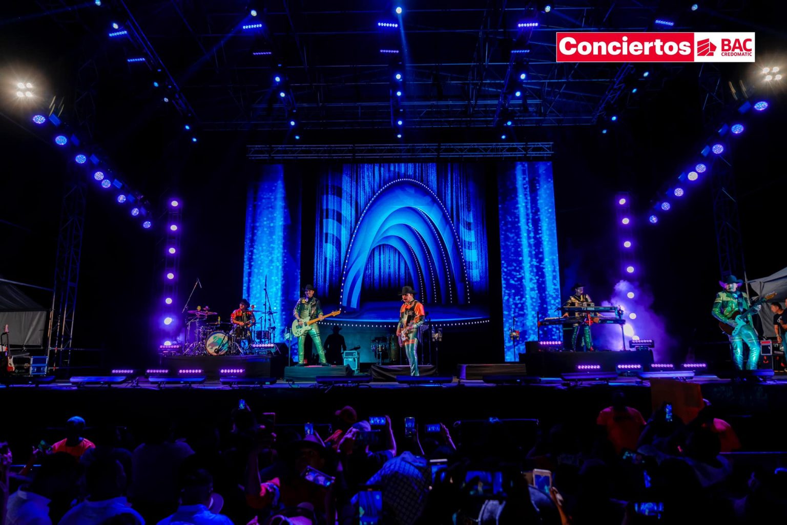E3-HONDURAS-BRONCO-CONCIERTO